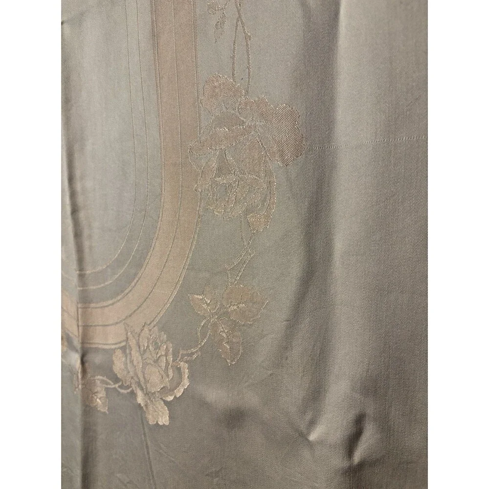 Vtg Salmon Light Pink Damask Tablecloth Rose Flowers Leaves Ivy 60” x 94”